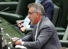 اعظمی:  بیانیه ۲۲۷ نماینده مجلس را امضا نکردم/ استفاده خودسر و سلیقه‌ای پلیس از اسلحه پذیرفته شده نیست/ جای دانش آموز و دانشجو زندان نیست