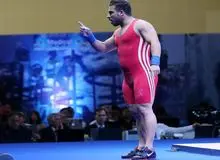 کیانوش رستمی تهدید به مهاجرت کرد