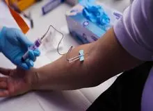 ۴۰ درصد آزمایش های پزشکی در کشور غیر ضروری است