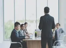 مشاور ایزو کیست؟ آیا برای اخذ ایزو به مشاور ایزو نیاز داریم؟