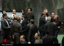 روز پرحاشیه مجلس؛ باز هم دلواپس‎ها پای امام و رهبری را وسط کشیدند/ رضایی و ولایتی و «حاج قاسم» را باید تحویل غرب دهیم؟


