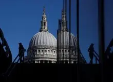 ورود ارتش انگلیس به جنگ با کرونا