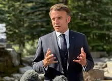 مکرون خواستار مقابله اروپا با تعرفه‌های ترامپ شد