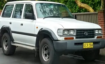 لندکروزر با ۲ باک سوخت! / رازی پنهان در دل تویوتا