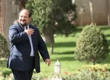 امیری استعفای شریعتمداری را تکذیب کرد، الیاس حضرتی تایید/ ماجرای نیمروز وزیر صمت