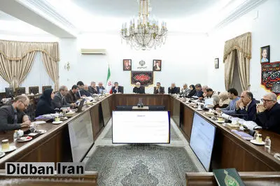 عارف: راهبرد دولت چهاردهم تمرکززدایی و واگذاری اختیارات است