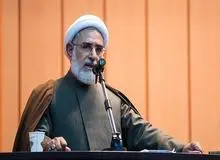 منتجب نیا: دانشجو باید انتخابگر باشد نه مقلد / نمی توان افراد را به زور متدین کرد