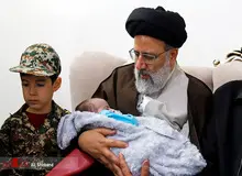 ترقی: رئیسی سعی می کند «نگاه پدرانه‌ای» نسبت به همه داشته باشد