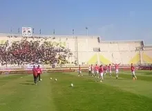 درگیری هواداران پرسپولیس و فولاد روی سکوها