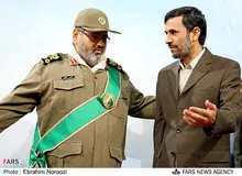 سرلشکر فیروزآبادی: به احمدی‌نژاد اعتراض کردم که چرا «خس و خاشاک» گفتید/ هیچ وقت دسترسی به اطلاعاتی پیدا نکردم که موسوی، کروبی و یا خاتمی از جریان سازماندهی فتنه سبز مطلع بودند/نباید احمدی‌نژاد را از فعالیت سیاسی منع کنیم