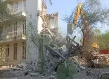 ببینید: ماجرای تخریب ساختمان نگین کیش چیست؟+فیلم 