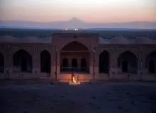  تعطیلی کاروانسرای دیرگچین به علت برپایی «کنسرت فرضی» پرستو احمدی+فیلم