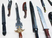 تعیین مجازات برای واردات، تولید و عرضه سلاح سرد/ حمل قمه، چاقو ضامن‌دار، پنجه بوکس و ...جرم است