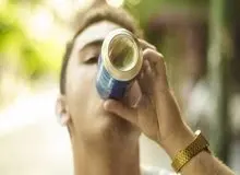 هرگز نوشیدنی را از این ظرف ننوشید/باکتری اشریشیا کولی روی قوطی های نوشابه