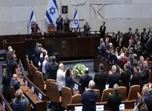 ترامپ: دست دوستی آمریکا همچنان به سوی ایران دراز است