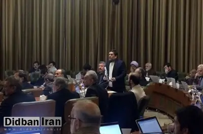 جلسه شورای شهر با تذکر و اعتراض رحمت‌الله حافظی آغاز شد/ چمران مانع تذکر دادن اعضا به شهرداری شد