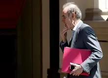 باقری‌کنی: «انریکه مو را» فردا به ایران می‌آید