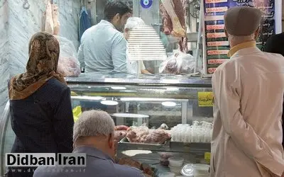 دبیر انجمن صنعت بسته‌بندی گوشت قرمز و مواد پروتئینی به دیده بان ایران خبر داد: کاهش ۵۰ درصدی مصرف گوشت در ایران نسبت به سال گذشته/سرانه  مصرف گوشت  به ۳ کیلوگرم در سال رسیده است/ اگر اوضاع اقتصادی تغییر نکند شاهد تعطیلی واحد های تولیدی و بسته بندی خواهیم 