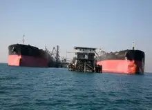 بلومبرگ: نفتکش‌هایی که نفت ایران را جابه‌جا می‌کردند، اکنون نفت روسیه را حمل می‌کنند