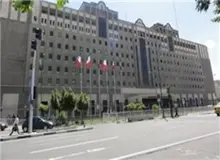 تجمع سهامداران پدیده مقابل مجلس در سرما