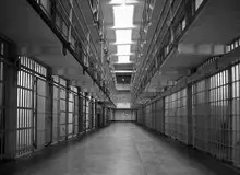 زندان سنندج در واکنش به خبر مرگ یک زندانی به‌ دلیل ضرب و شتم ماموران: متهم در درگیری با زندانی دیگر فوت شد