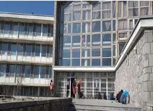 طالبان: عدم رعایت دستورات شرعی باعث تعلیق دانشگاه‌ها برای دختران شد / دانشجویان دختر مثل این که به عروسی بروند لباس به تن می‌کنند / دنیا در امور داخلی ما مداخله نکنند