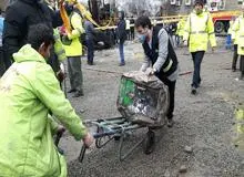 اعلام مفقودی 100 خانواده به کلانتری بهارستان / واکنش مردم یک هفته پس از فروریختن پلاسکو 