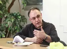 علوی تبار: پزشکیان، مسئله ایران را «تبعیض» می‌‌داند
/ تنها قاعده ماندگاری در قدرت «ارادت‌‌سالاری» است/ تغییر یا تداوم، با توازن قوای کنونی تنها گزینه های انتخابی ما هستند