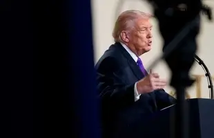 ترامپ: ایران در حال حاضر روی توسعه موشک‌هایی کار می‌کند که به زودی به ایالات متحده خواهند رسید