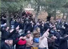 تسلیم شدن نظامیان و سربازان ارتش سوریه در جاده دمشق - حمص+فیلم