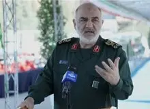 فرمانده کل سپاه: دشمن به نوجوانان معصوم ما در مدارس، رحم نمی کند