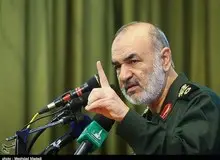 سردار سلامی: ناوهای هواپیمابر آمریکا در تیررس موشک‌های نقطه‌زن ایران/ می‌توانیم منافع حیاتی آمریکا را در شرایط لازم تهدید کنیم