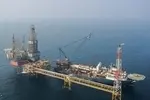 آغاز توسعه میدان مشترک فرزاد ب با نصب سازه عظیم دریایی