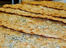 ادعاهای جالب مشاور وزیر اقتصاد برای کارتی کردن نان؛  بعد از اجرای طرح یارانه نان، ۳۰ درصد مصرف گندم کشور کاهش می‌یابد / ۱.۵ میلیارد یورو صرفه جویی به دنبال دارد