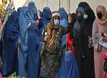 ادعای رهبر طالبان: زنان در افغانستان زندگی راحت و مرفهی دارند