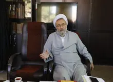 مسیح مهاجری: امروز جریانهایی در بین روحانیت نفوذ کرده اند و آنها را به اموری که با جایگاه معنوی شان در تضاد است،سرگرم کرده اند
