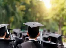 ارگان رسانه‌ای نزدیک به سپاه: به دانشجویان دانشگاه‌های دولتی اجازه مهاجرت ندهید/  برخی از آنها جذب کشورهای دیگر، "بالاخص کشورهای دشمن" می‌شوند