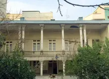 دادگاه فروشندگان خانه مصدق با سند جعلی و آدم ربایی سرایدار برگزار شد / ۵ زن و مرد محاکمه شدند