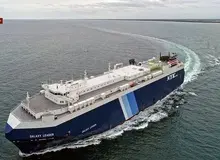 دو کشتی مسیر خود را در منطقه دریای سرخ تغییر دادند