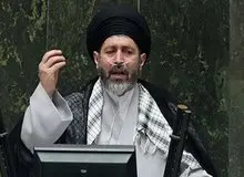 حمایت نماینده مجلس از رئیس مجلس یازدهم/ موسوی: قالیباف، یادگار جنگ است / همه در زندگی خود اشتباهاتی دارند ما معصوم نیستیم؛ جمع کنید این بساط را
