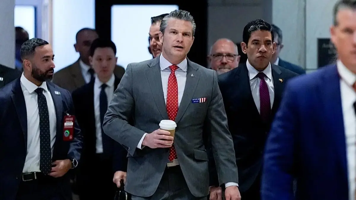 پاسخ وزیر جنگ آمریکا به سفارش پیتزاهای مشکوک اطراف پنتاگون