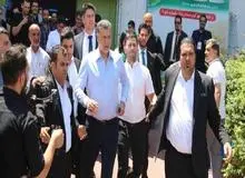 استقبال مردم از علی دایی در نمایشگاه صنایع غذایی + عکس