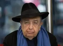 بهمن فرمان‌آرا به دلیل به کرونا در بیمارستان بستری شد