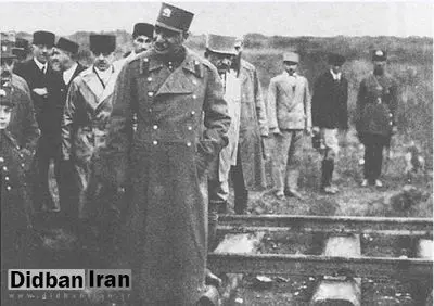 کلنگ ساخت راه آهن در ۲۶ مهر ۱۳۰۶ زده شد