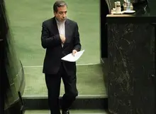 نخعی راد، نماینده مشهد: برای سئوال از عراقچی، ۴۰ امضا جمع کرده ایم+متن سوال 