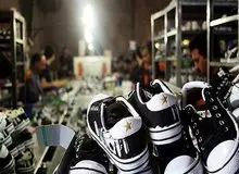 هشدار تعطیلی  کارخانه های کیف و کفش به دنبال عدم تامین مواد اولیه/  اشتغال بیش از ۲۵ هزار نفر در خطر  قرار گرفت 