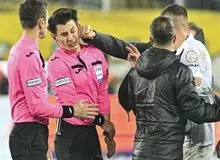 فوتبال ترکیه به خاطر زدن یک مشت تعطیل شد+فیلم 