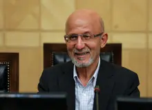 مجوز فروش نفت توسط نیروی انتظامی را رئیس‌جمهور وقت به وزارت نفت داده بود! نباید نهادهایی مثل نیروی انتظامی در فروش نفت دخالت کنند 