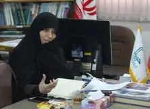 استاد حوزه علمیه خواهران: انقلاب ما «انقلاب چادری‌ها»  بود/ الگو شدن سلبریتی‌ها موجب هرزه‌پوشی می‌شود