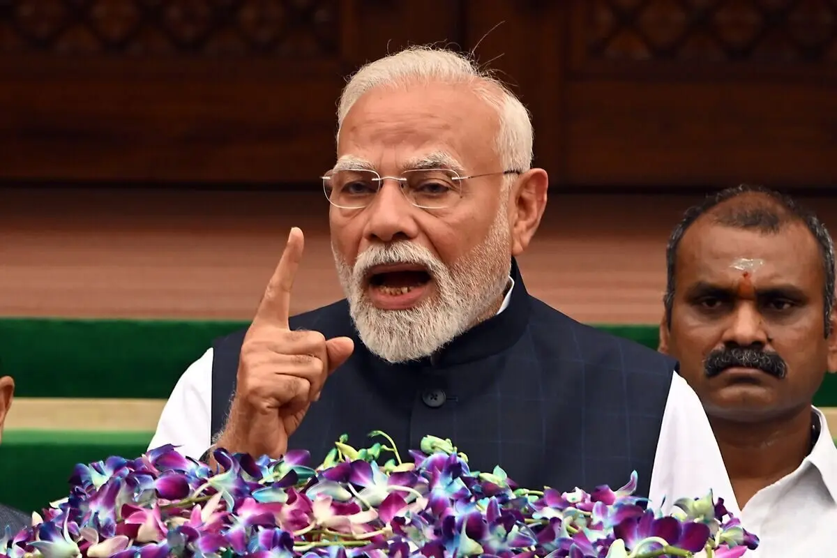 انفجار مرگبار خودرو در دهلی نو؛ ۸ کشته و ۲۰ زخمی